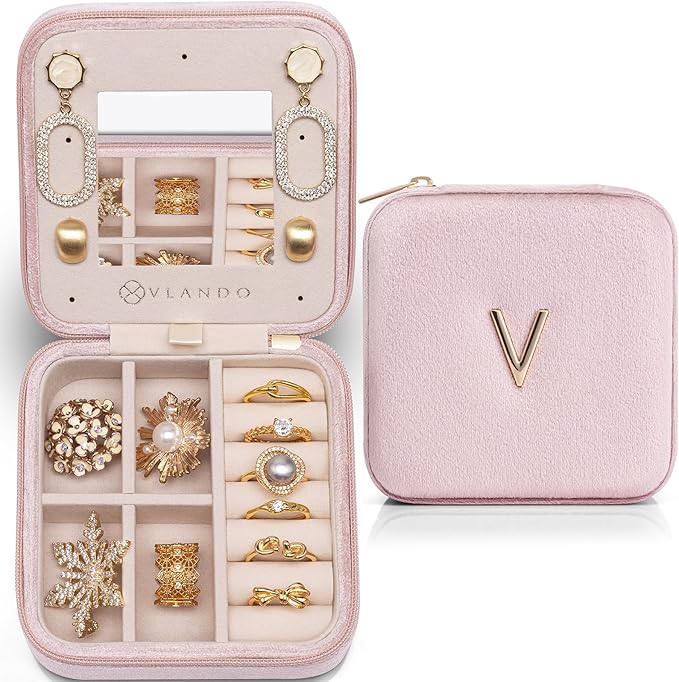 Vlando Travel Gifts for Girls & Women - Birthday, Graduation & Teacher Appreciation Gifts - Letter V, Pink
