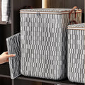 Clothes Storage Bag, Non-Woven Clothes Quilt Foldable Storage Bag, Multipurpose Large Capacity Lightweight Portable Wardrobe 