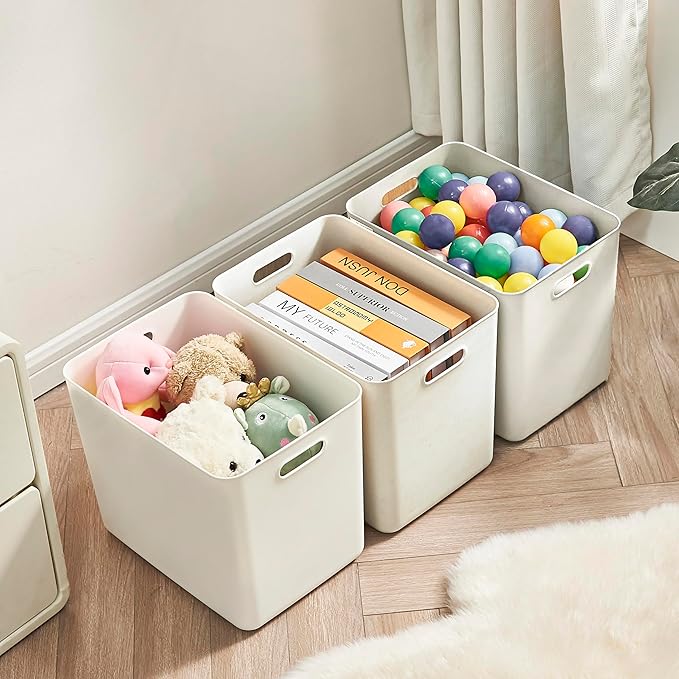 5 pack large plastic White storage bins with Lids, Toy Box Chest with Handle，Organizer Containers Baskets for Baby,Nursery，Sh