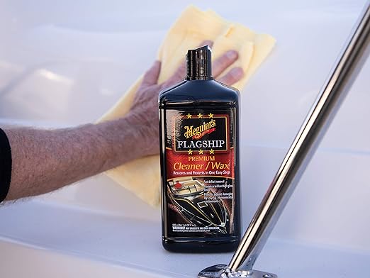 Meguiar's Flagship Premium Cleaner Wax M6132, Pro-Grade Boat and RV Cleaner Wax for Fiberglass and Gel Coats, Removes Defects, Boosts Gloss, and Applies Long-Lasting Protection in One Step, 32 Oz