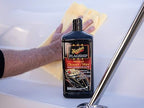 Meguiar's Flagship Premium Cleaner Wax M6132, Pro-Grade Boat and RV Cleaner Wax for Fiberglass and Gel Coats, Removes Defects, Boosts Gloss, and Applies Long-Lasting Protection in One Step, 32 Oz