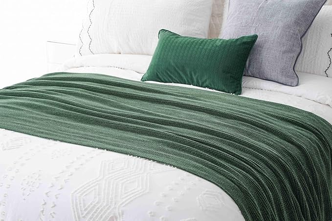 BATTILO HOME Dark Green Throw Blanket for Couch, Soft Chenille Knit Throws with Tassels for Home Decor, Christmas Green Throw