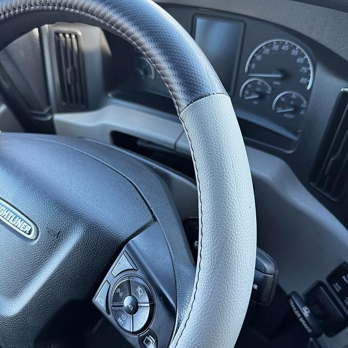 18-Inch Genuine Leather Steering Wheel Cover for Semi Trucks – Grey with Black Carbon Fiber Imitation, Heavy-Duty Non-Slip Grip, Universal Fit, Easy Installation