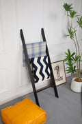 Blanket Ladder for Living Room and Bedroom, 4ft 4-Tier Wall Leaning Laminate Snag Free Construction (Black) Rustic Decorative