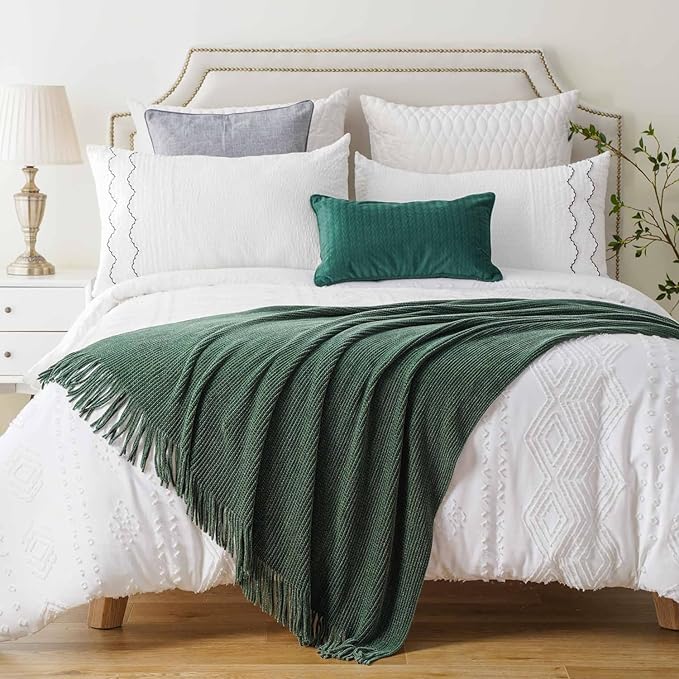 BATTILO HOME Dark Green Throw Blanket for Couch, Soft Chenille Knit Throws with Tassels for Home Decor, Christmas Green Throw