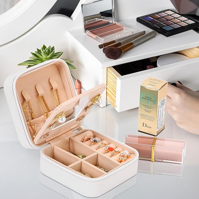 Neveika Jewelry Box with Mirror,Small Jewelry Organizer Box，Travel Jewelry Case for Women，Gift Jewelry Boxes for Female Girls
