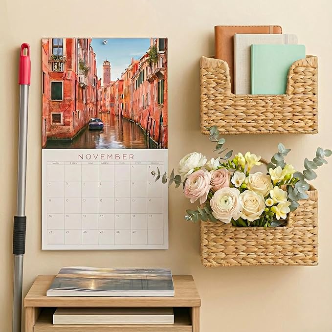 Set of 2 Magazine Holder Wall Basket Water Hyacinth Woven Mail Organizer, Wicker Wall Hanging Baskets for Magazines, Letters 