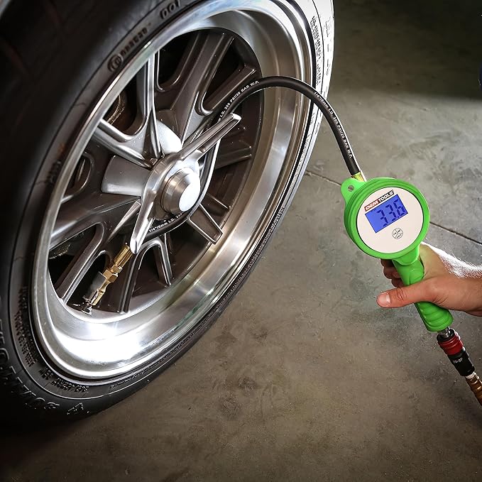 OEMTOOLS 24412 Digital Tire Inflator with Tire Pressure Gauge, Digital LCD Display, 0 to 175 PSI Air Pressure Gauge for Tires with 21” Hose and Clip-On Air Chuck
