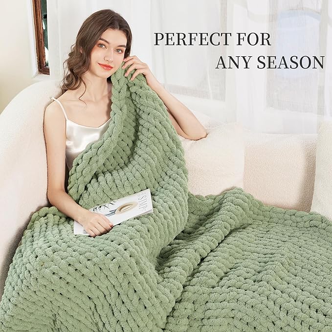 Admitrack Chunky Knit Blanket Throw, 100% Hand Knit Chenille Throw Blanket for Sofa & Home Decor, Soft and Cozy Knitted Throw