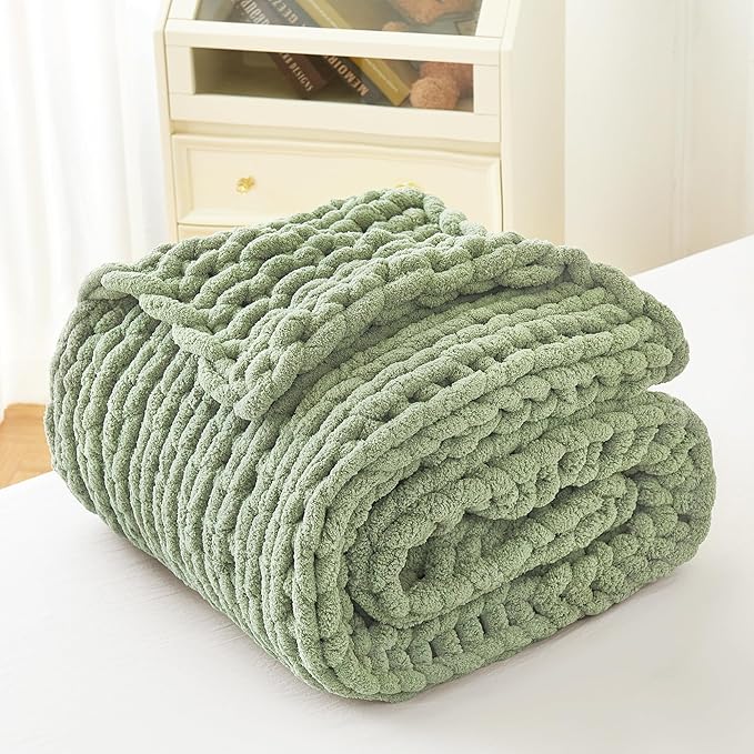 Admitrack Chunky Knit Blanket Throw, 100% Hand Knit Chenille Throw Blanket for Sofa & Home Decor, Soft and Cozy Knitted Throw