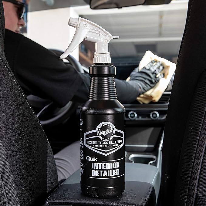 Meguiar's D14901 Detailer Quik Interior Detailer 3.79L safely cleans all interior surfaces