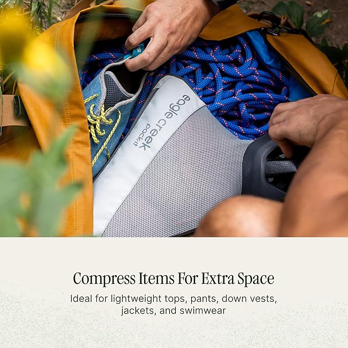 Eagle Creek Pack-It Specter Compression Packing Cubes - Durable, Ultra-Lightweight and Water-Resistant Ripstop Fabric Suitcas