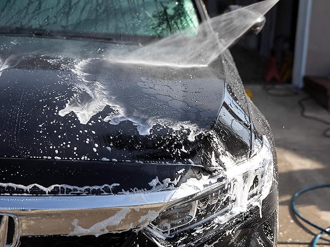 Meguiar's Shampoo Plus, Lubricating Car Wash Soap Lifts Dirt and Grime Off Car Surfaces, Cleans Paint Without Swirling or Scr