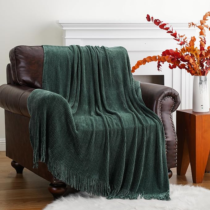 BATTILO HOME Dark Green Throw Blanket for Couch, Soft Chenille Knit Throws with Tassels for Home Decor, Christmas Green Throw