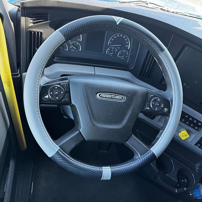 18-Inch Genuine Leather Steering Wheel Cover for Semi Trucks – Grey with Black Carbon Fiber Imitation, Heavy-Duty Non-Slip Grip, Universal Fit, Easy Installation