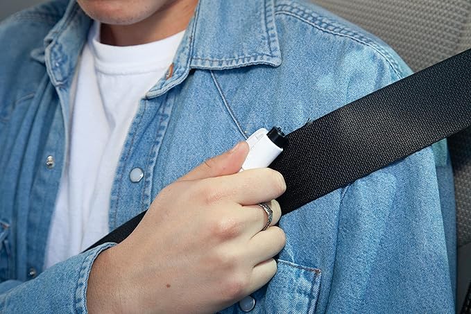 resqme The Original Emergency Keychain Car Escape Tool, 2-in-1 Seatbelt Cutter and Window Breaker, Made in USA, Family Pack o