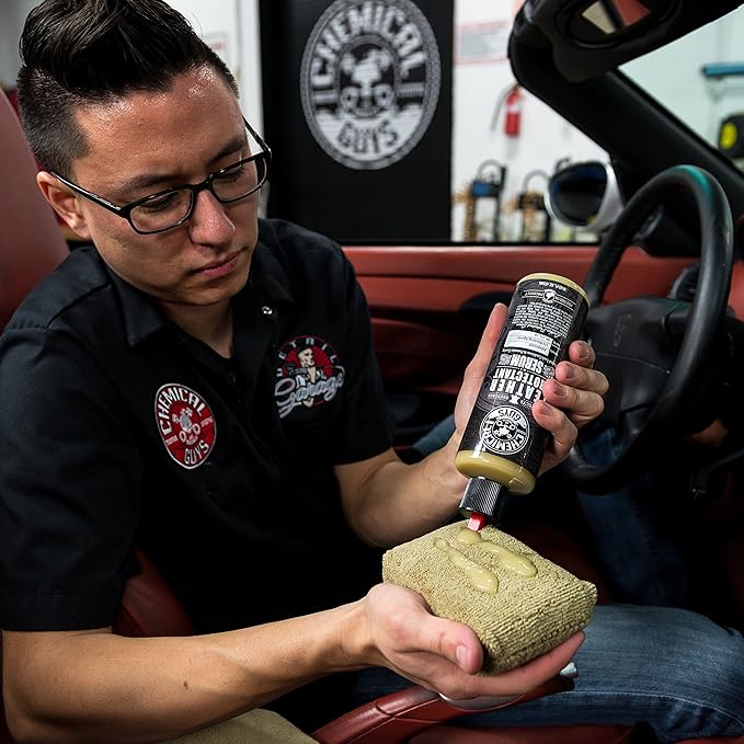 Chemical Guys SPI_111_16 Leather Protectant, Dry-to-The-Touch Serum for Car Interiors, Furniture, Apparel, Boots, and More (W